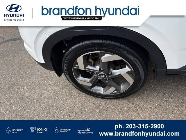 Certified 2023 Hyundai Venue SEL FWD image 34