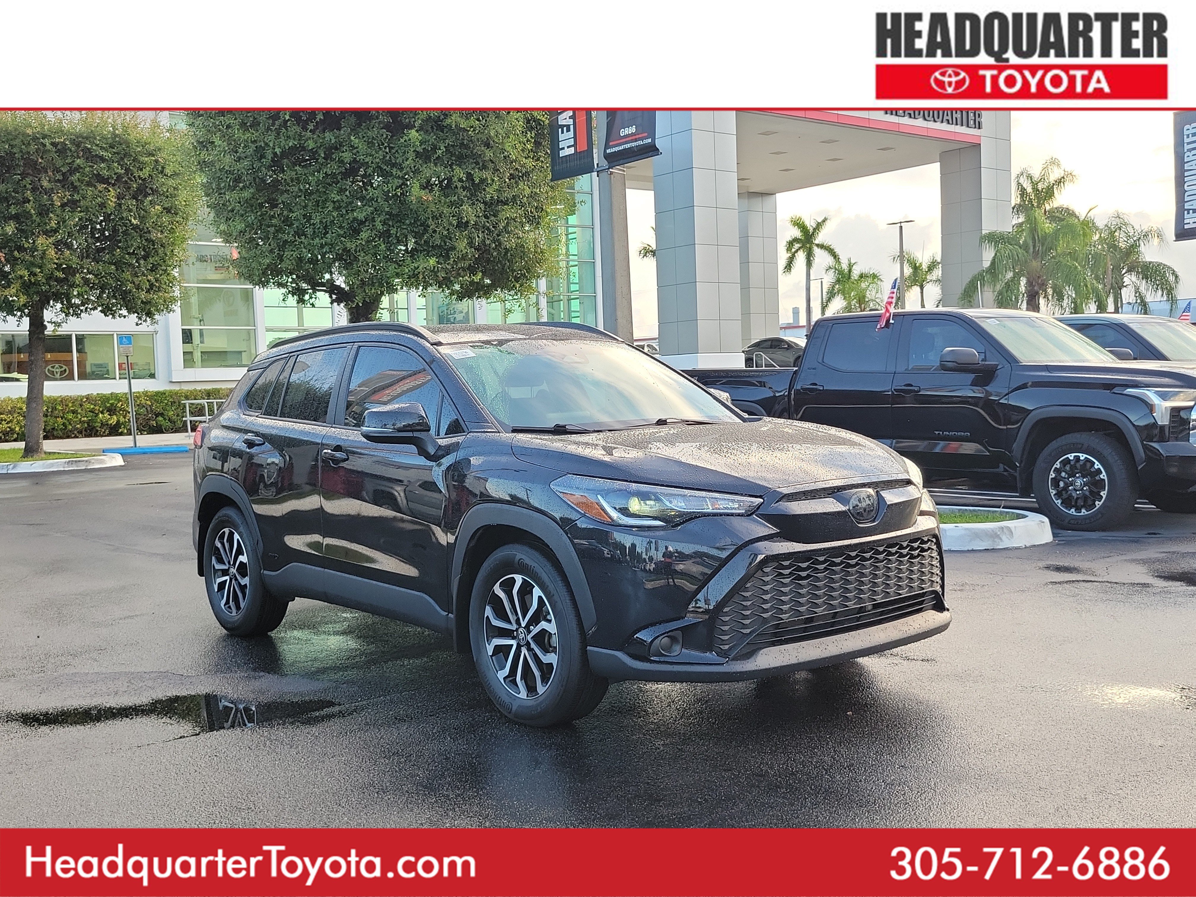Used 2024 Toyota Corolla Cross AWD Hybrid image 1