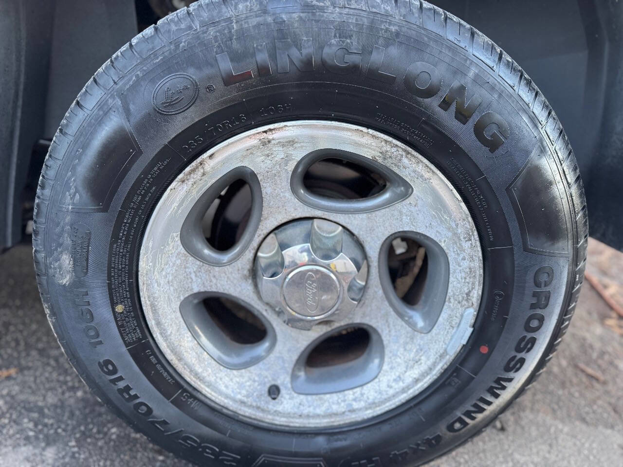 Used 2005 Ford Explorer Sport Trac XLT AWD/4WD image 21