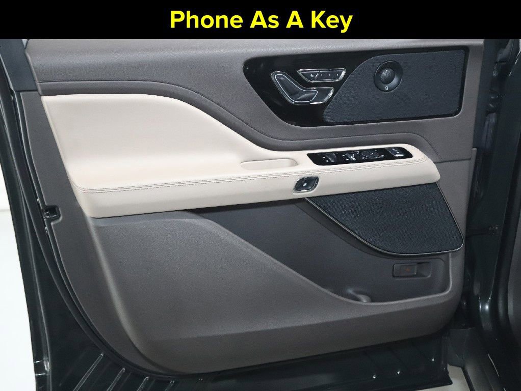 Certified 2023 Lincoln Aviator Reserve w/ Equipment Group 201A image 18