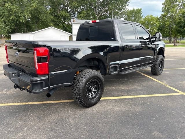 Used 2023 Ford F250 Lariat w/ Tremor Off-Road Package AWD/4WD image 3
