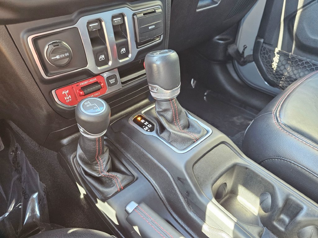 Used 2019 Jeep Wrangler Rubicon w/ LED Lighting Group AWD/4WD image 27