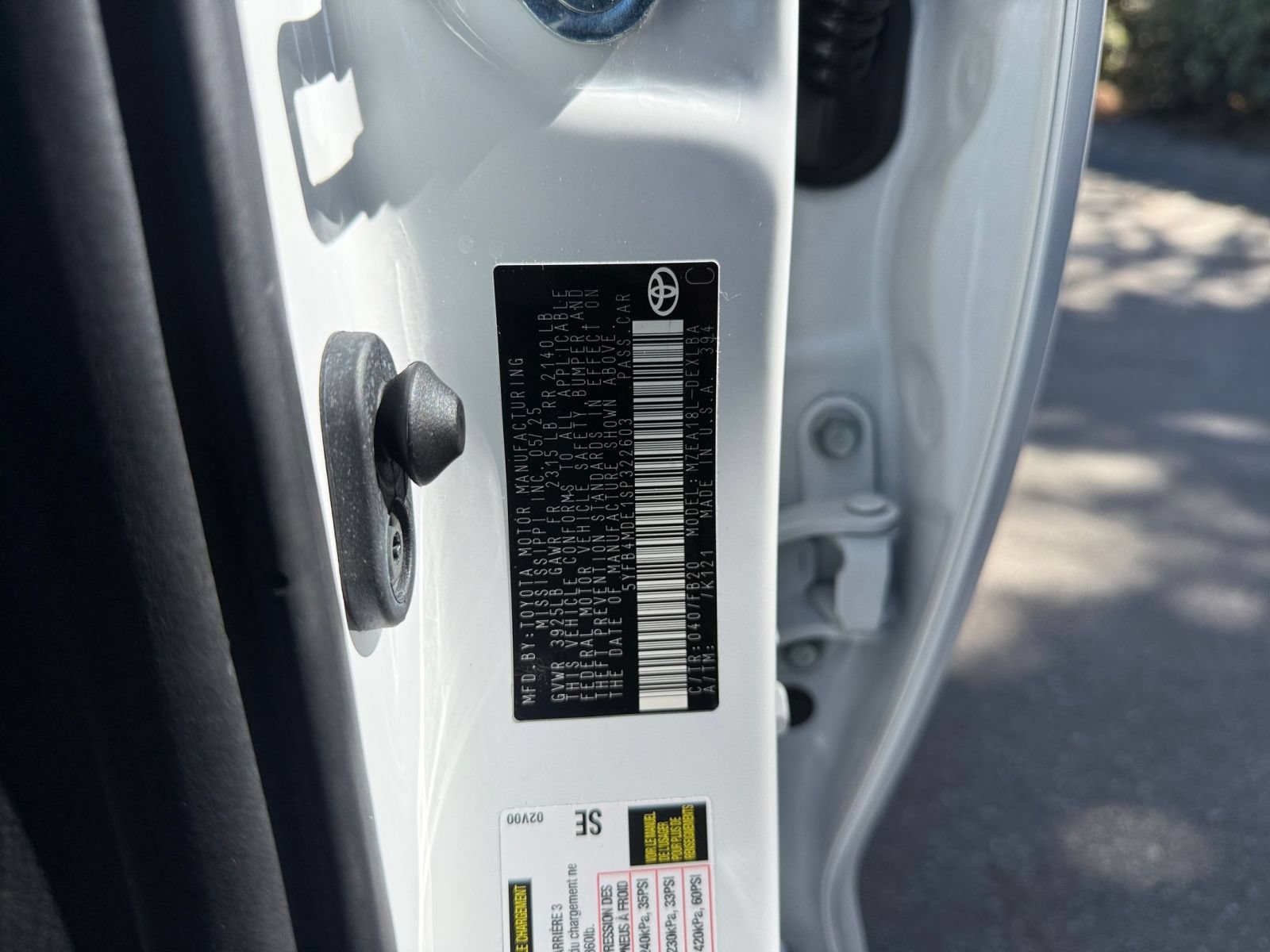 Used 2025 Toyota Corolla LE FWD image 24