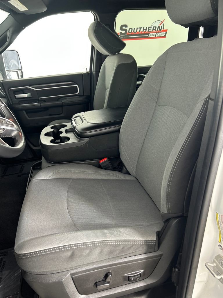 Used 2024 RAM 2500 Big Horn image 13