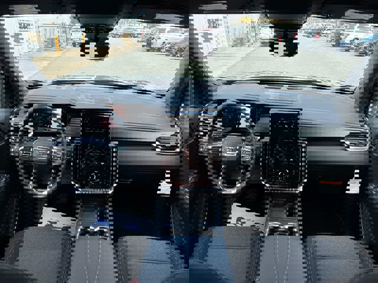 New 2026 GMC Acadia Elevation image 20