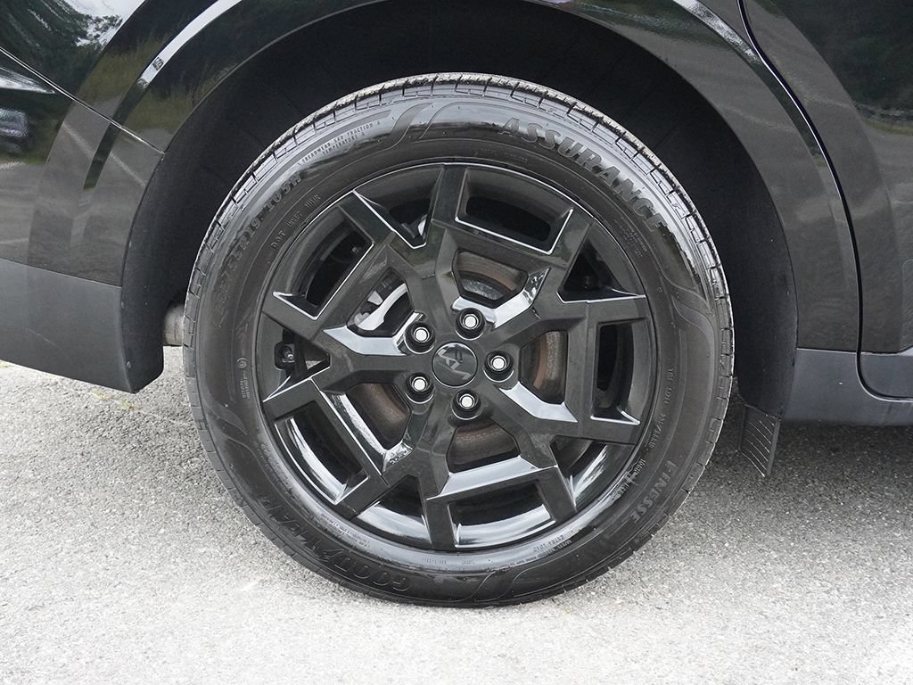 Used 2025 Kia Carnival SX Prestige FWD image 25