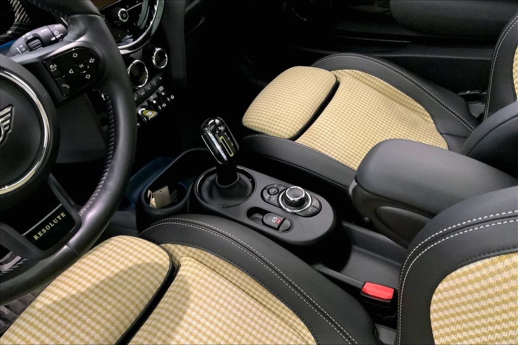Used 2024 MINI Cooper SE w/ MINI Resolute Edition FWD image 22