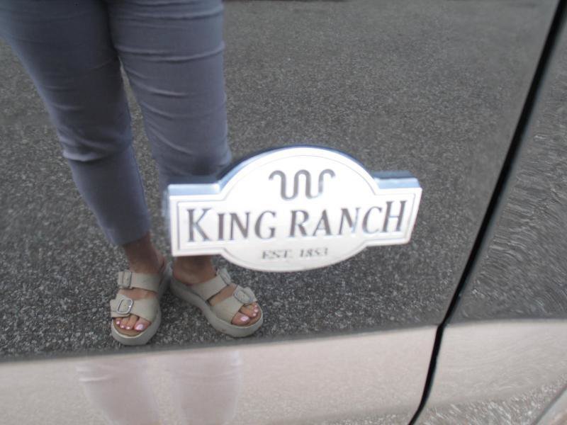 Used 2019 Ford F150 King Ranch w/ Equipment Group 601A Luxury AWD/4WD image 88