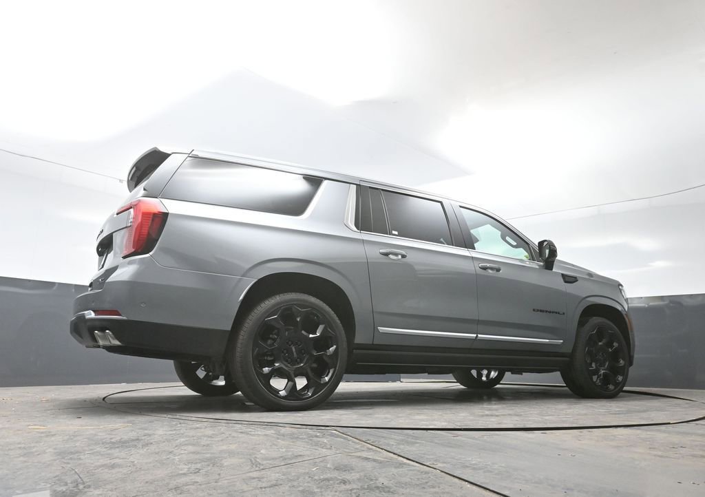 New 2026 GMC Yukon XL Denali w/ Denali Reserve Package image 49