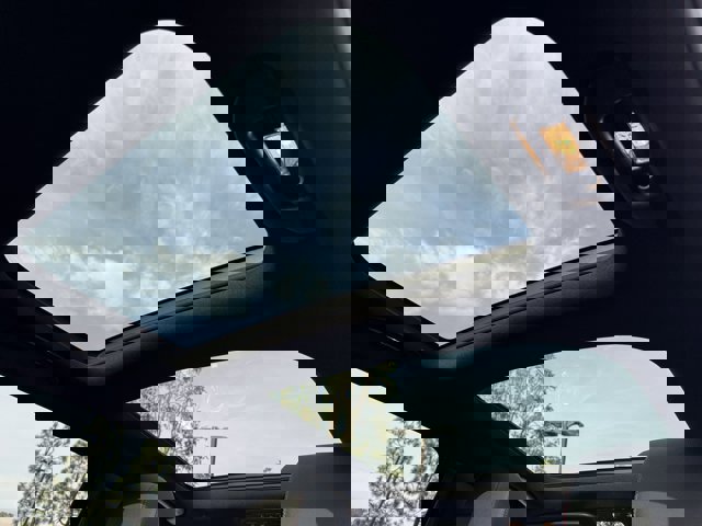 Used 2024 Mercedes-Benz GLB 250 image 7