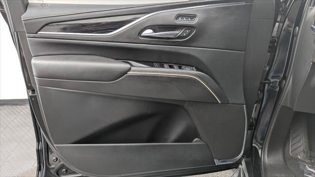 Used 2021 Cadillac Escalade ESV Sport AWD/4WD image 12