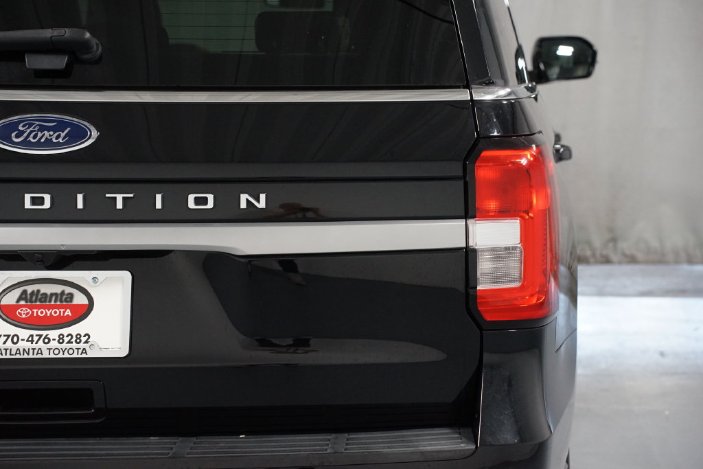 Used 2023 Ford Expedition XLT RWD image 10
