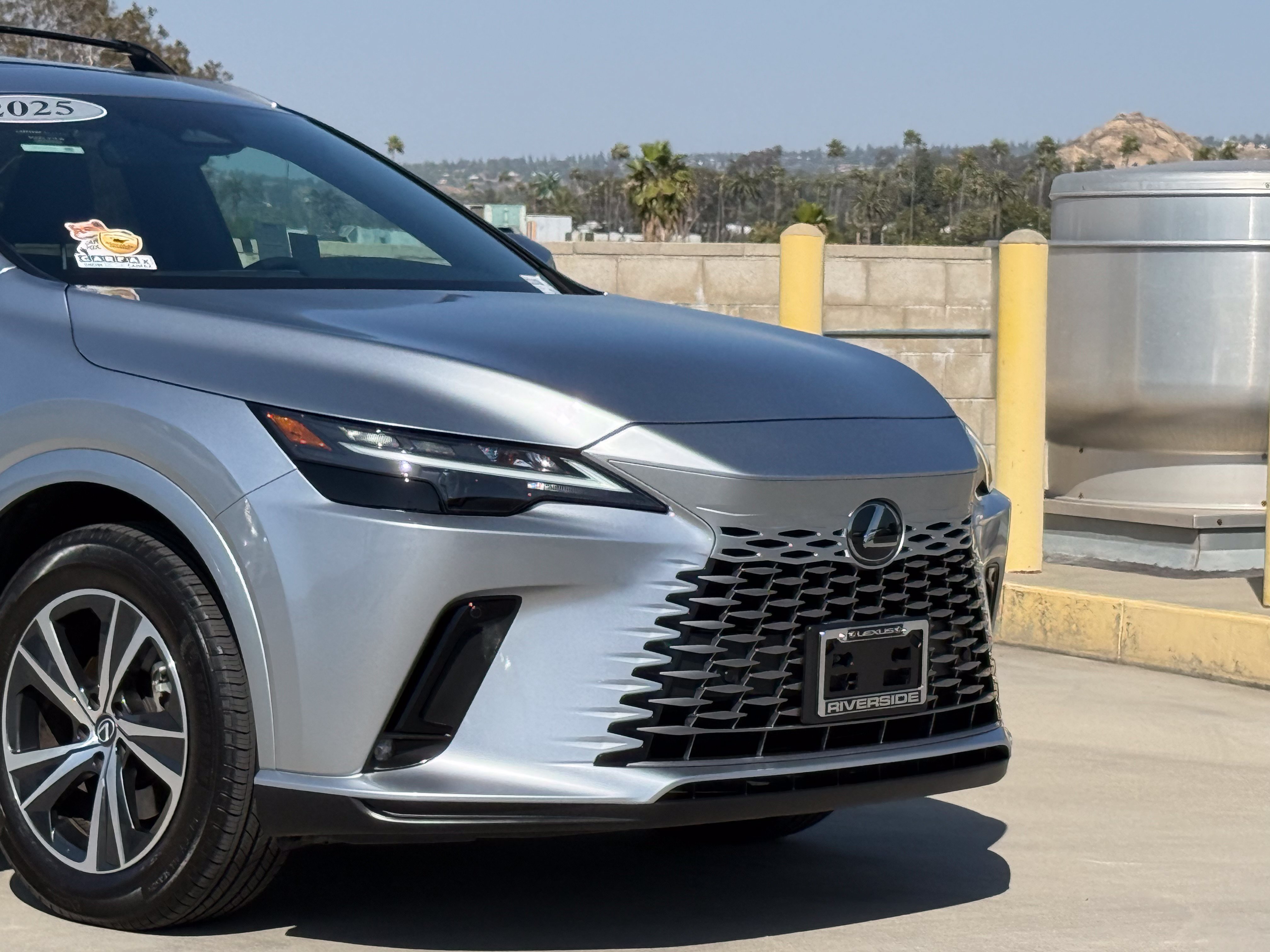 Certified 2025 Lexus RX 350 FWD w/ Technology Package image 3