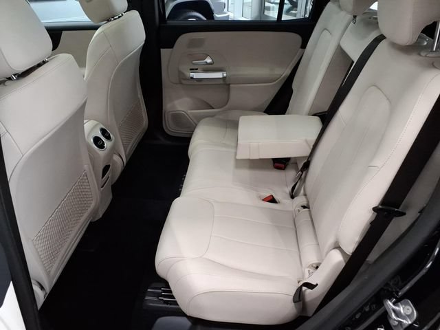 New 2026 Mercedes-Benz GLB 250 image 17