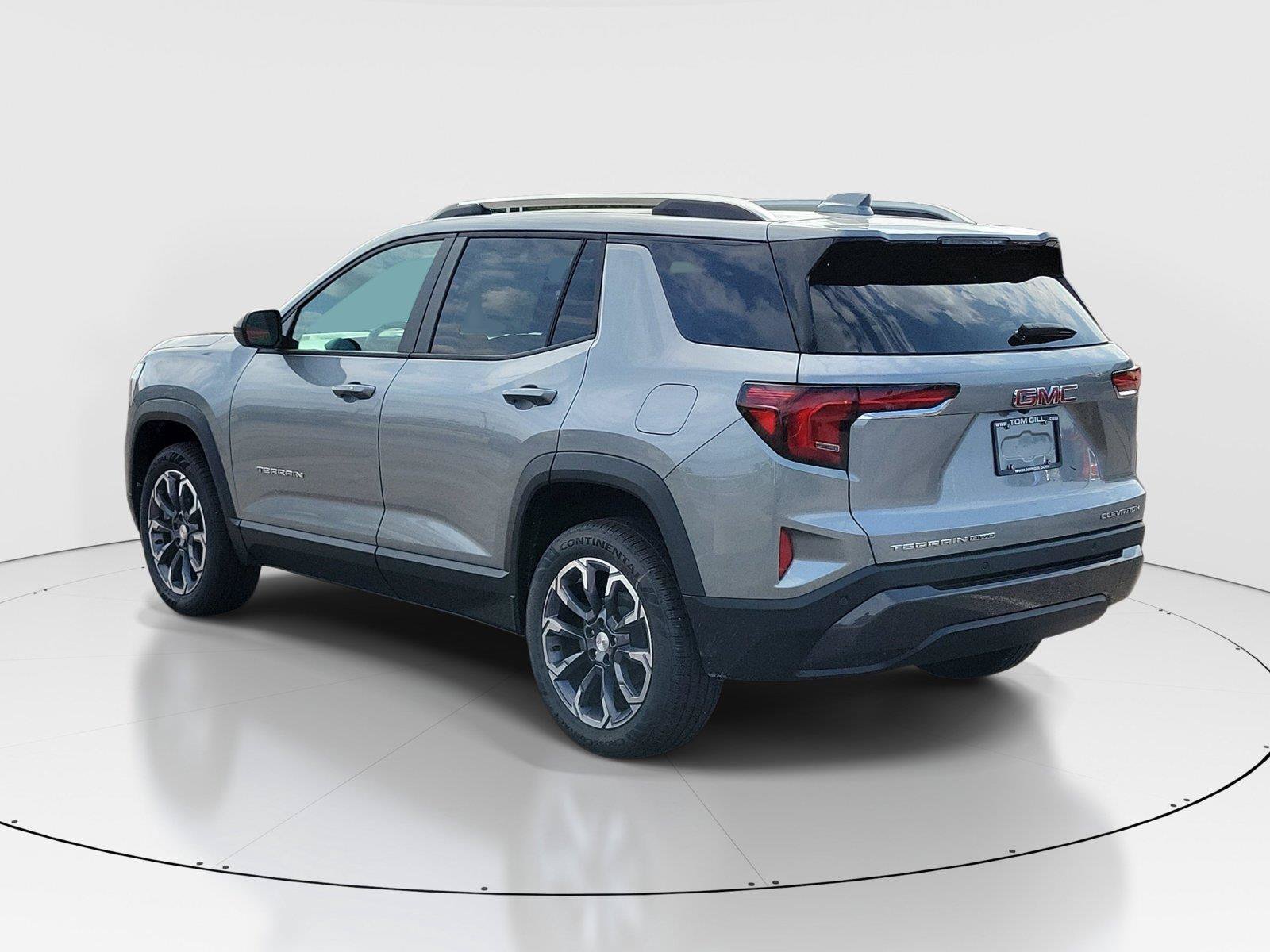 New 2027 GMC Terrain Elevation w/ Elevation Premium Package AWD/4WD image 3