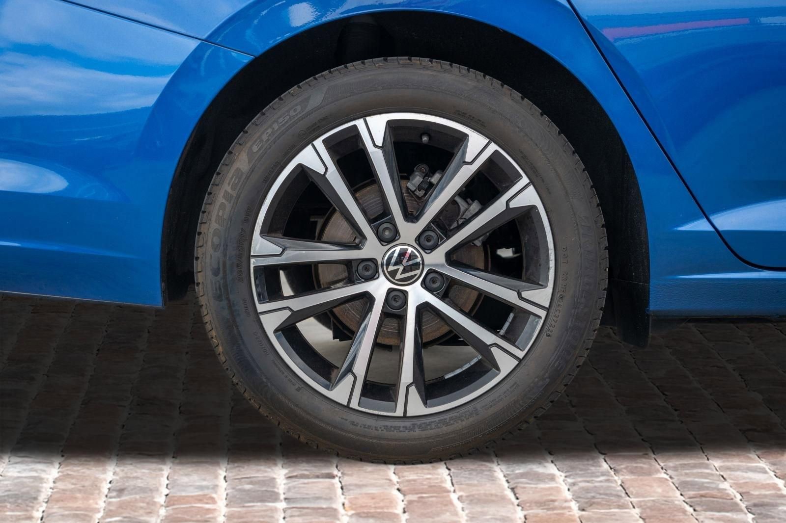 Used 2022 Volkswagen Jetta Sport image 35