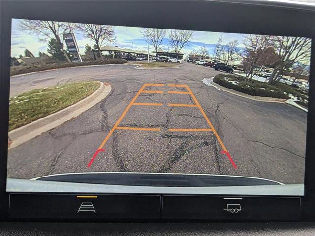 Used 2023 Chevrolet Suburban Premier image 14