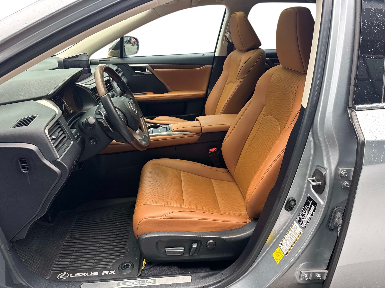 Certified 2022 Lexus RX 350L Premium w/ Premium Package AWD/4WD image 22