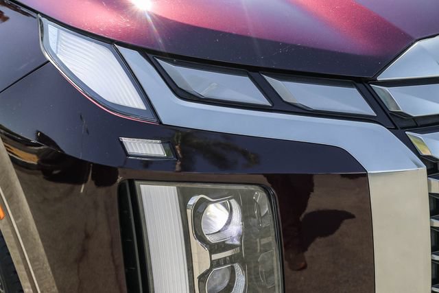 Certified 2024 Hyundai Palisade Calligraphy FWD image 6