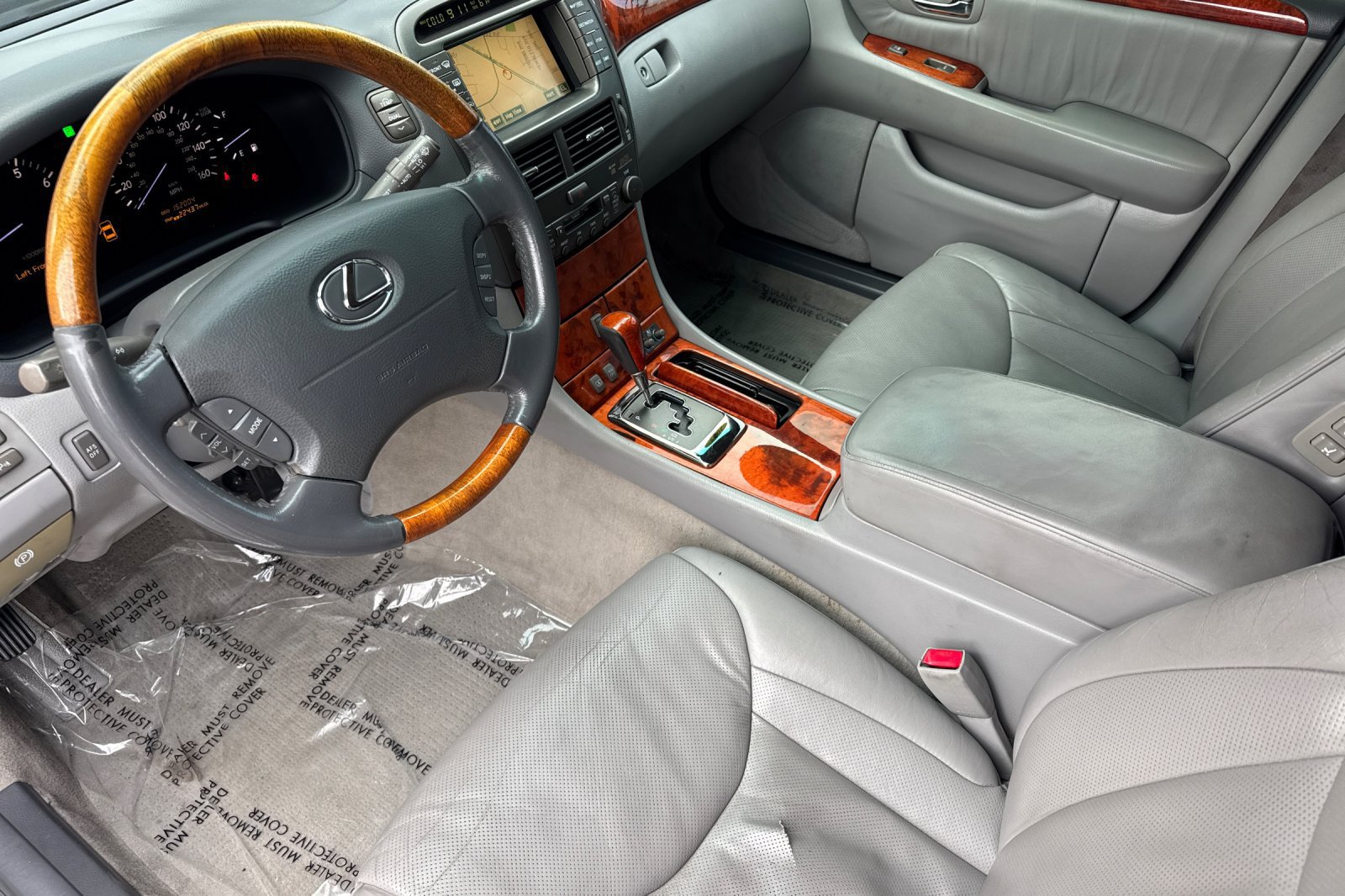 Used 2005 Lexus LS 430 w/ Modern Luxury Pkg RWD image 10