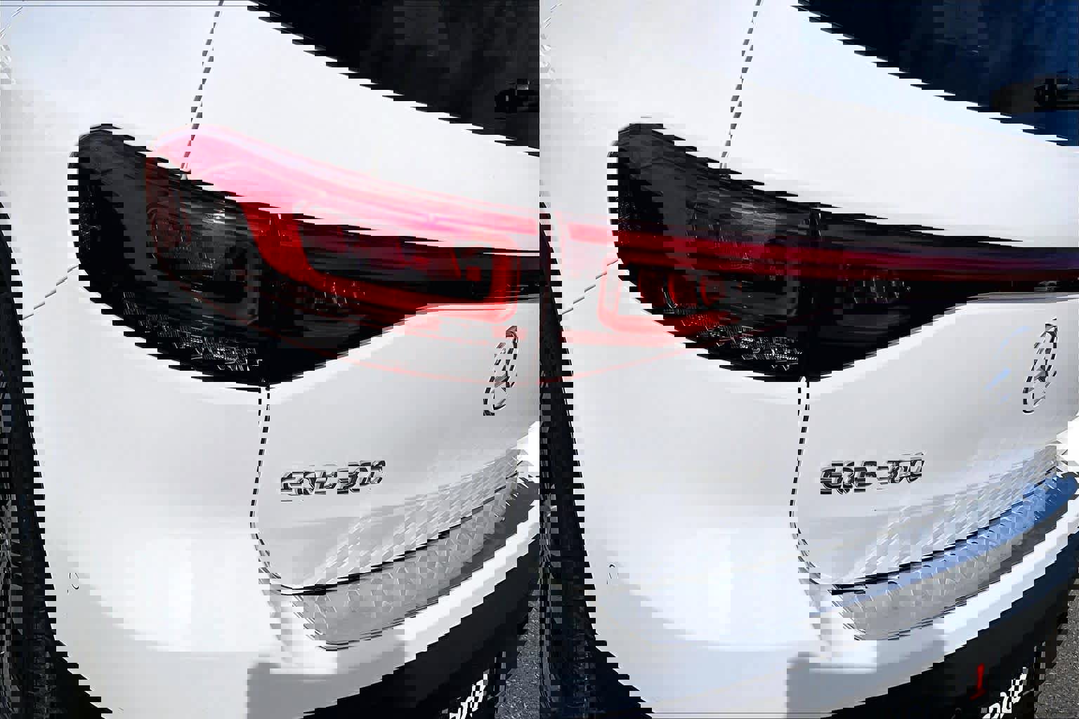 Certified 2023 Mercedes-Benz EQB 300 4MATIC image 29