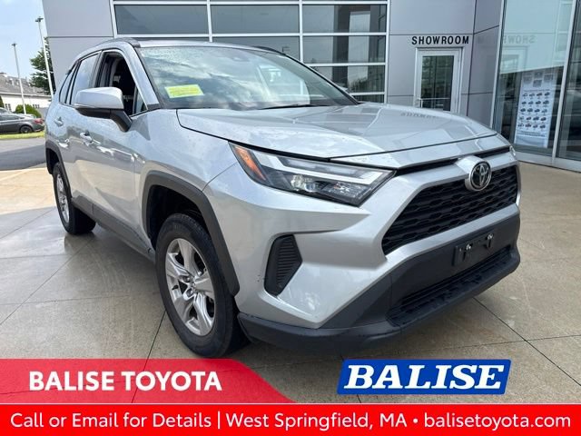 Used 2025 Toyota RAV4 XLE AWD/4WD image 1