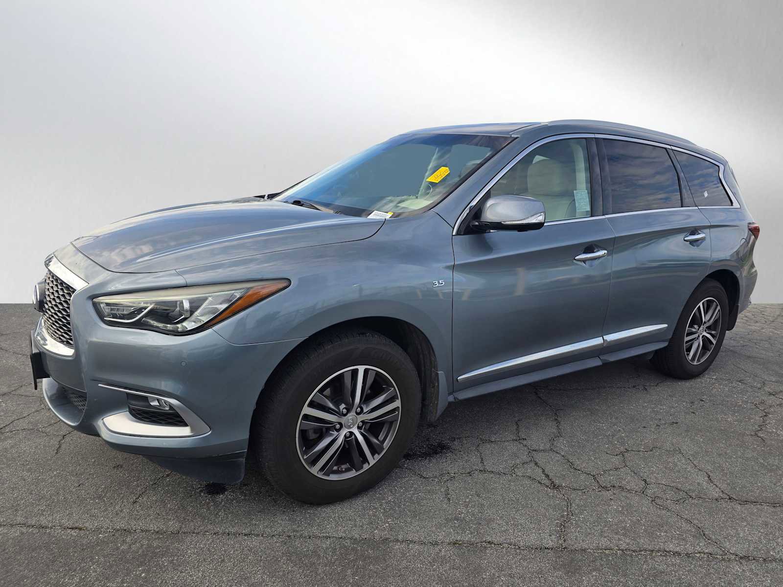 Used 2016 INFINITI QX60 AWD w/ Premium Plus Package image 7