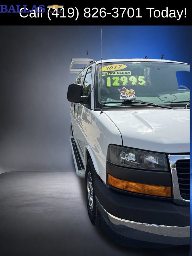 Used 2017 GMC Savana 2500 RWD image 3