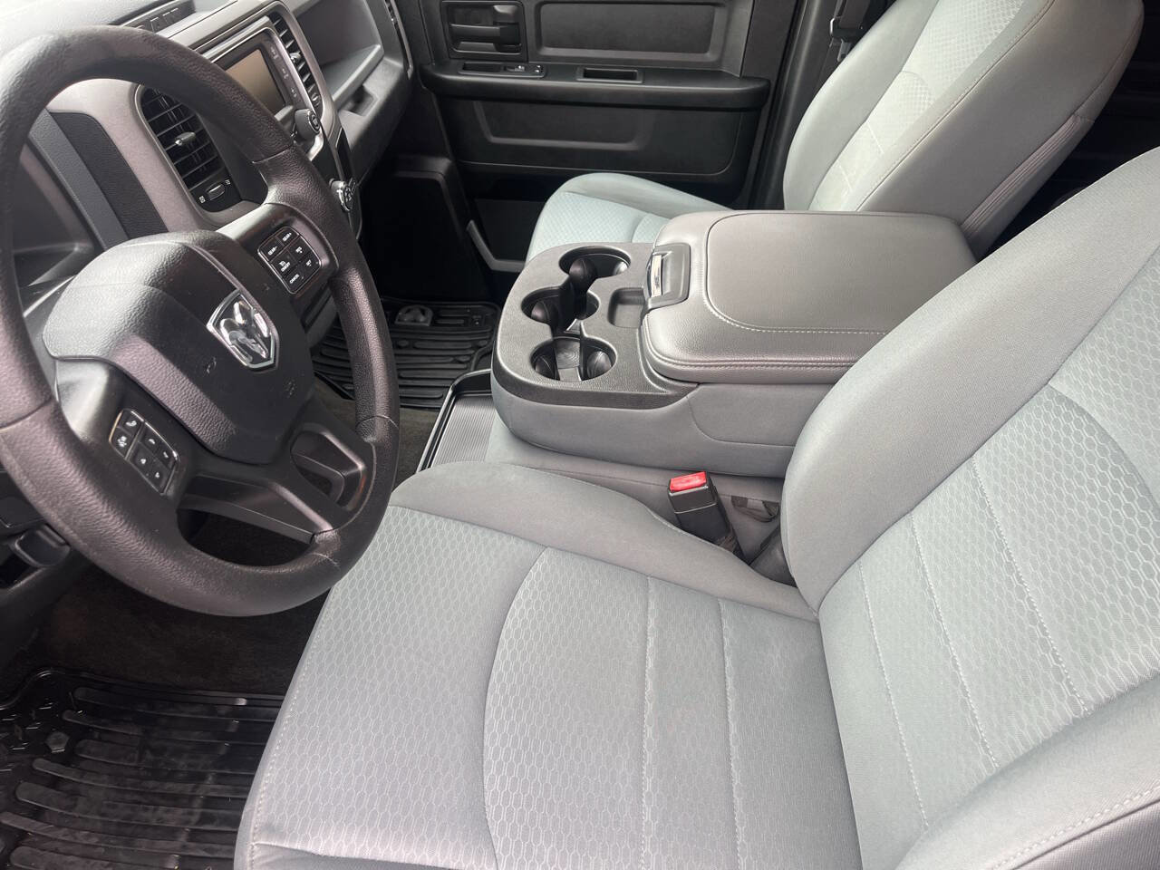 Used 2017 RAM 1500 Express w/ Express Value Package image 21