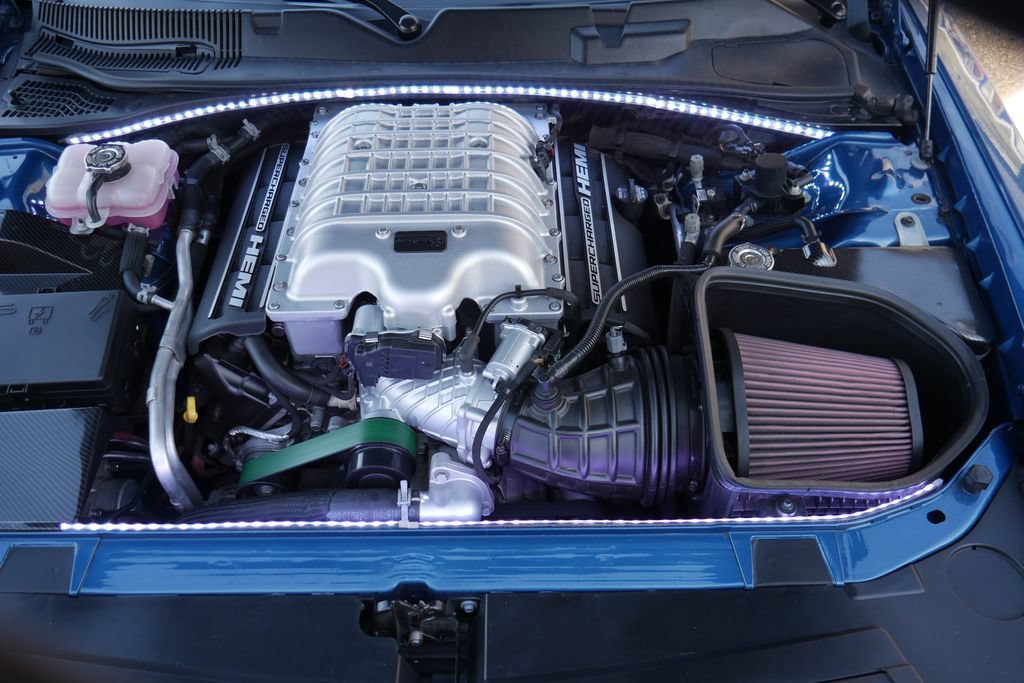 Used 2022 Dodge Challenger SRT Hellcat RWD image 32