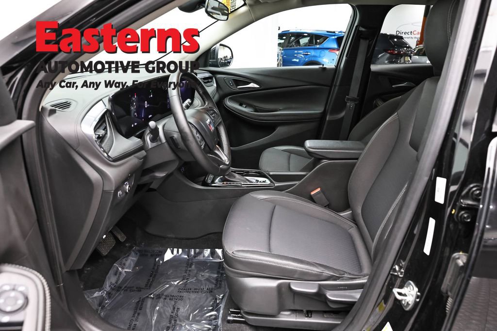 Used 2025 Buick Encore GX Preferred FWD image 14