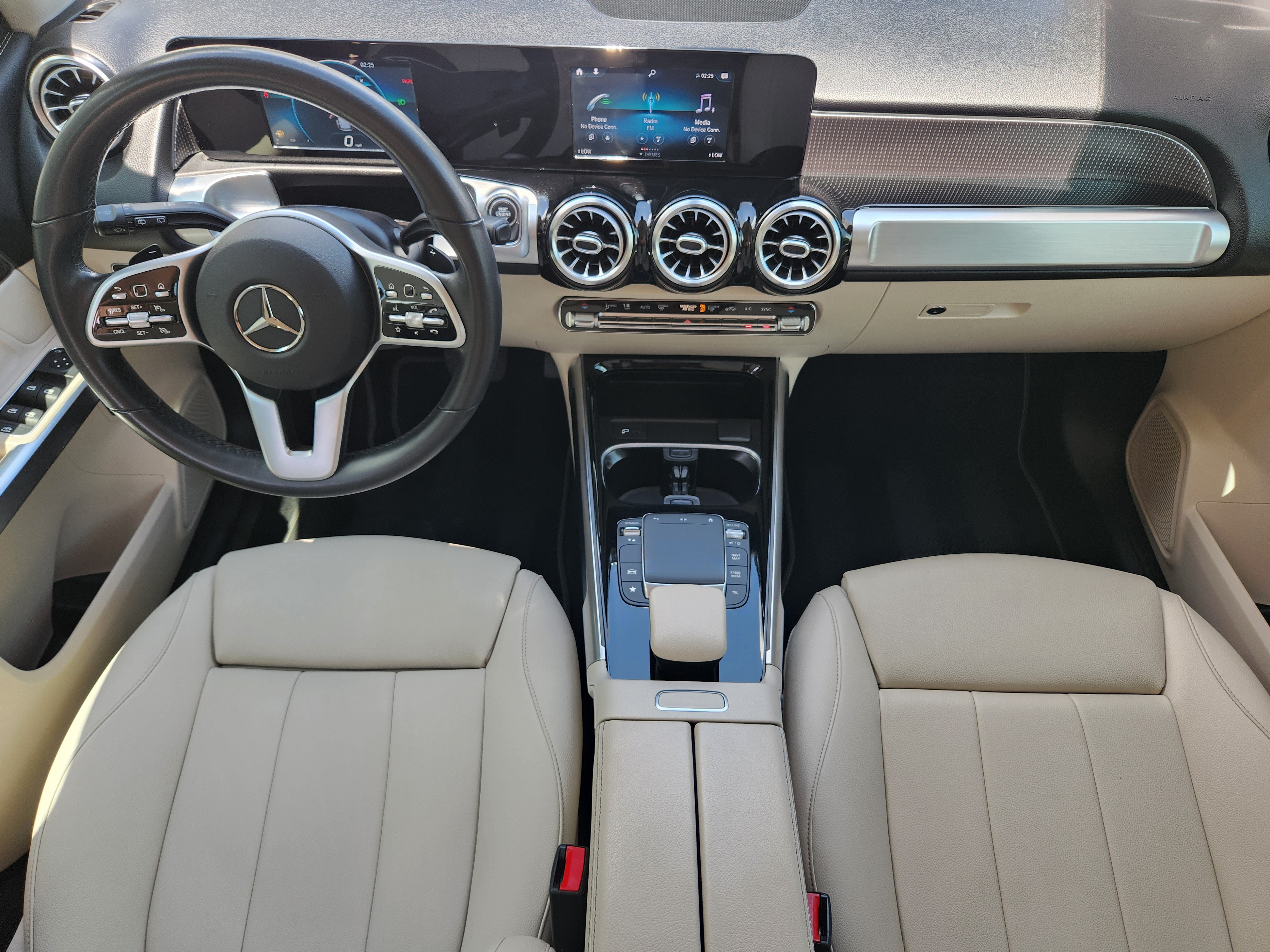 Used 2021 Mercedes-Benz GLB 250 image 25