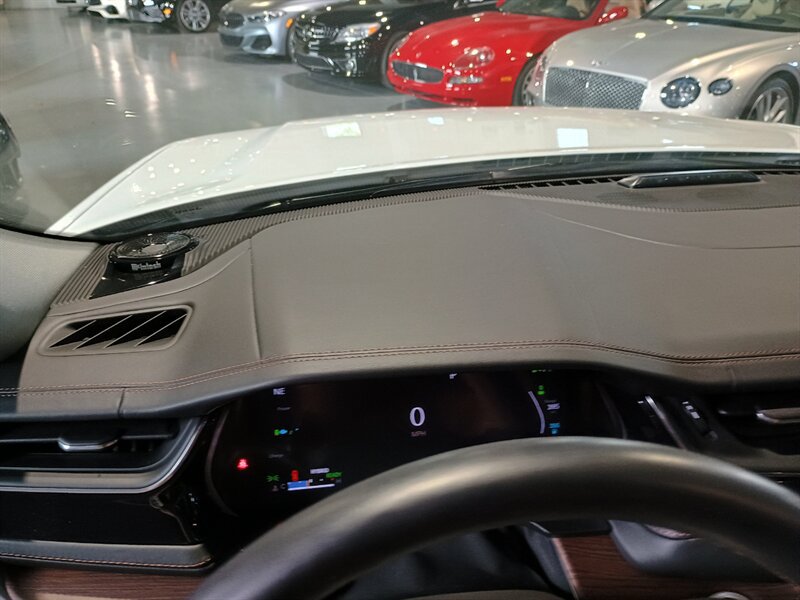 Used 2022 Jeep Grand Cherokee Summit 4xe AWD/4WD image 19