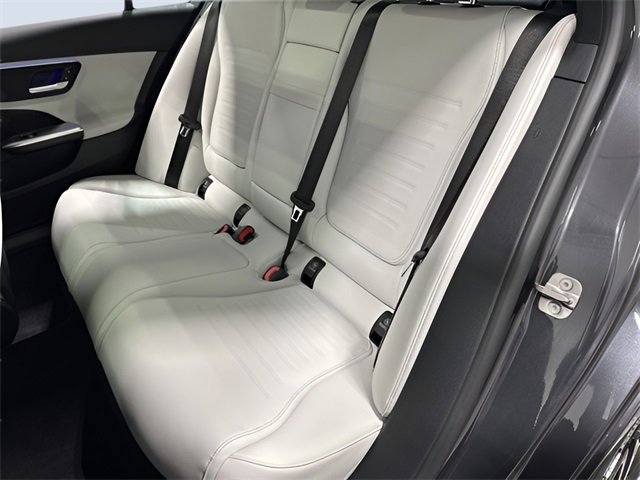 Used 2025 Mercedes-Benz C 300 4MATIC Sedan image 28