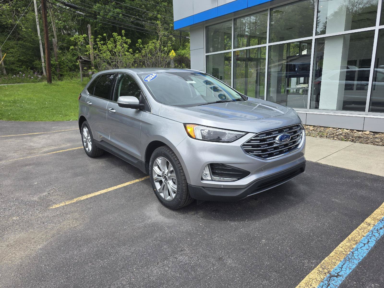 Used 2024 Ford Edge Titanium AWD/4WD image 1