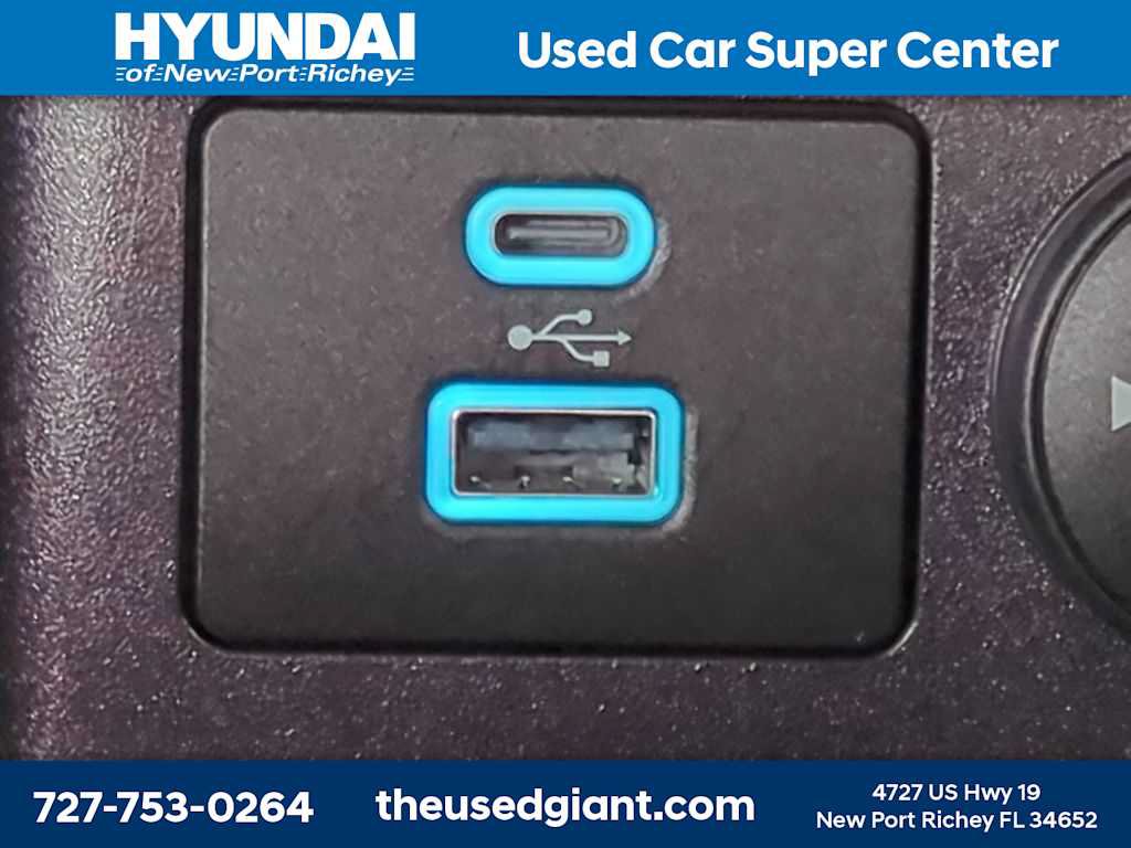 Used 2023 Ford Escape ST-Line w/ Tech Pack #1 FWD image 25