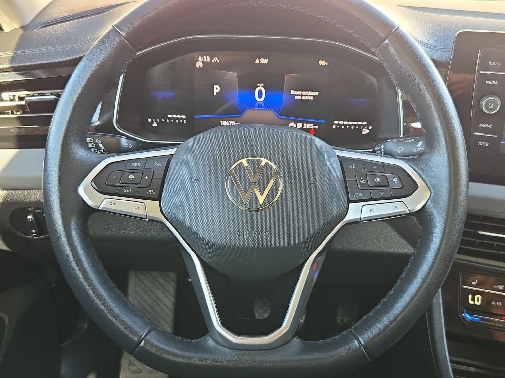 Used 2026 Volkswagen Jetta SE FWD image 23