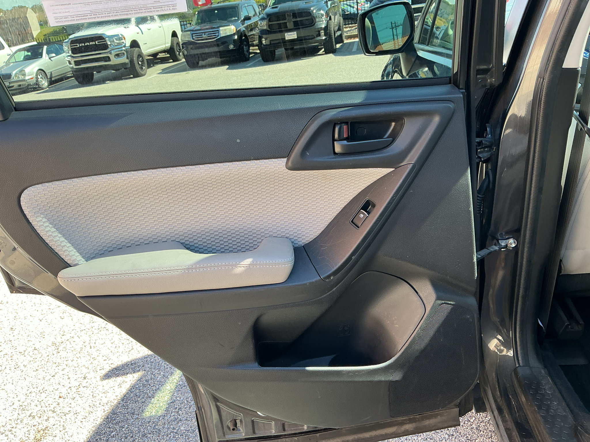 Used 2018 Subaru Forester 2.5i Premium AWD/4WD image 17