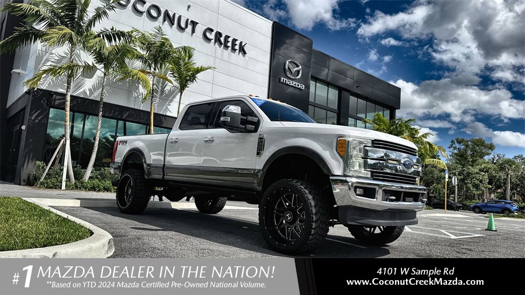 Used 2017 Ford F350 Lariat w/ Chrome Package image 1