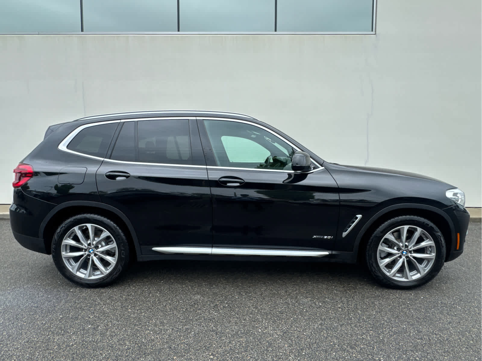 Used 2018 BMW X3 xDrive30i AWD/4WD image 6