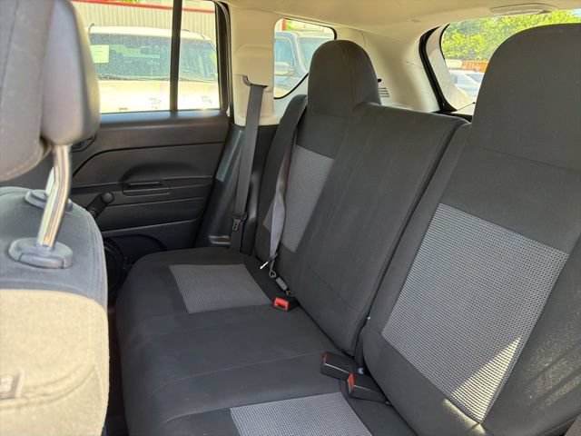 Used 2014 Jeep Compass Sport FWD image 18