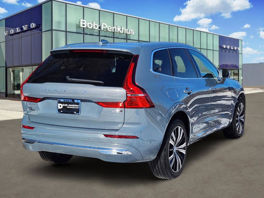 Used 2023 Volvo XC60 B5 Plus image 25