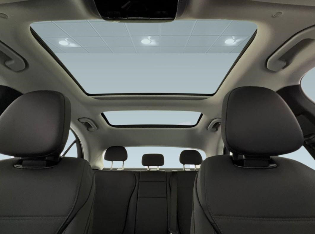 New 2026 Mercedes-Benz C 300 Sedan image 21