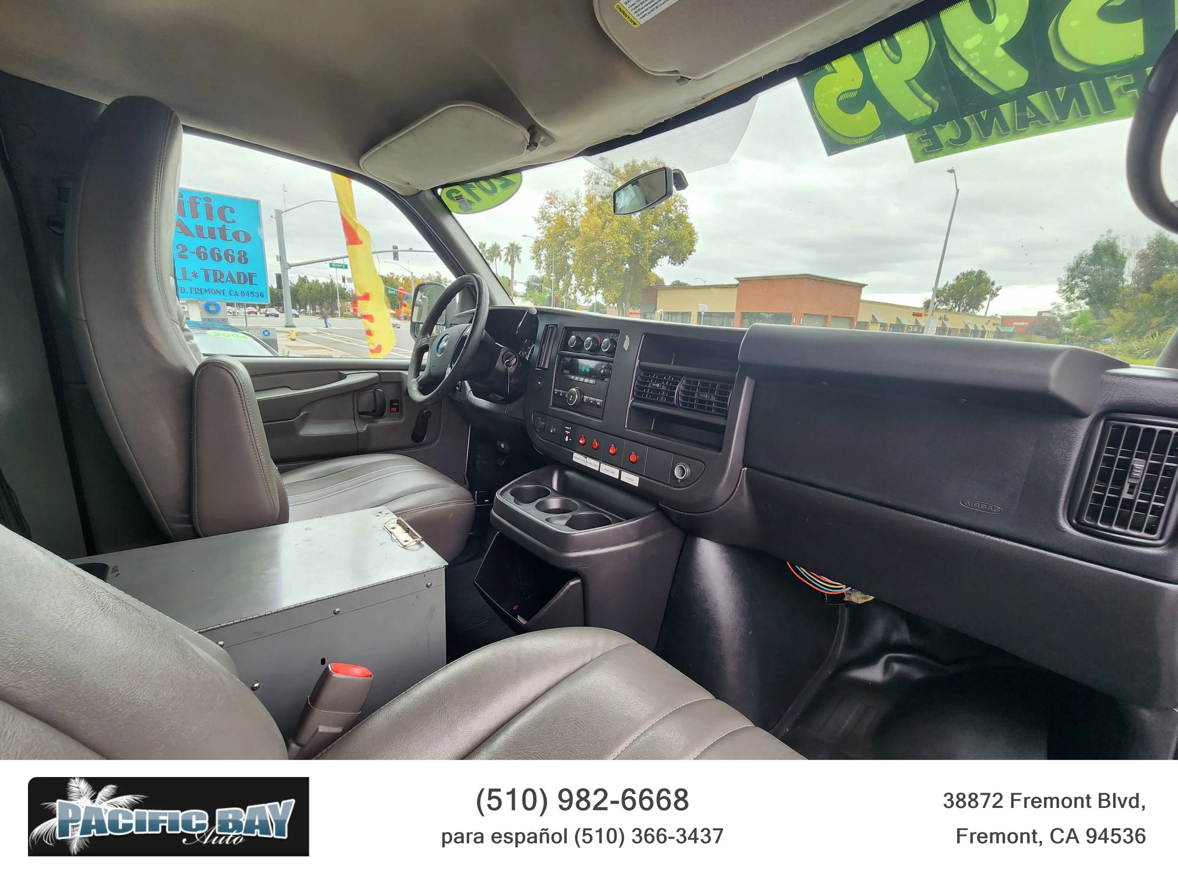 Used 2012 Chevrolet Express 2500 image 24