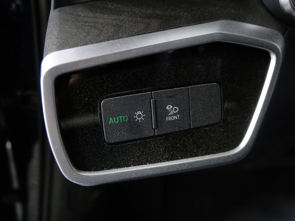 Used 2023 Audi A6 Premium Plus w/ Premium Plus Package AWD/4WD image 16