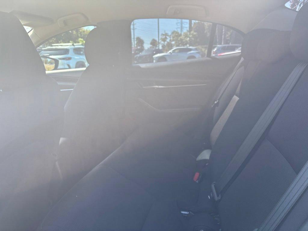Used 2021 MAZDA MAZDA3 Sedan FWD image 13