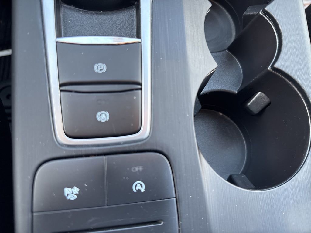 Used 2022 Ford Escape S image 19