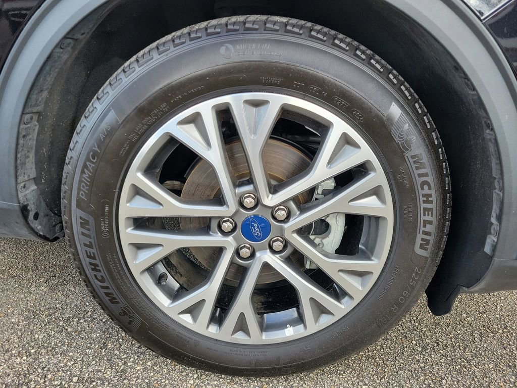 Used 2022 Ford Escape SEL image 11