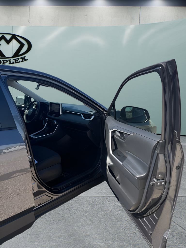 Used 2024 Toyota RAV4 LE image 14