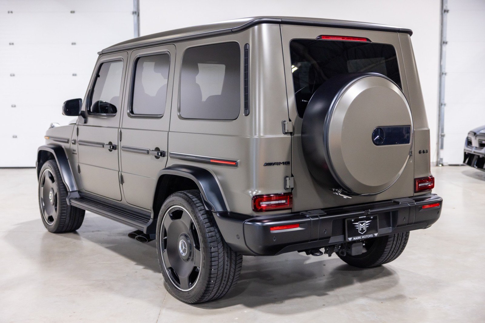 Used 2025 Mercedes-Benz G 63 AMG 4MATIC w/ Night Package Magno image 7